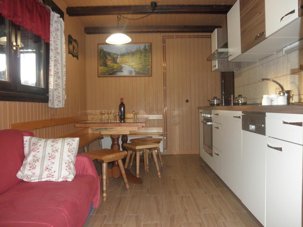 Holiday Home Cumar Церкно Екстер'єр фото