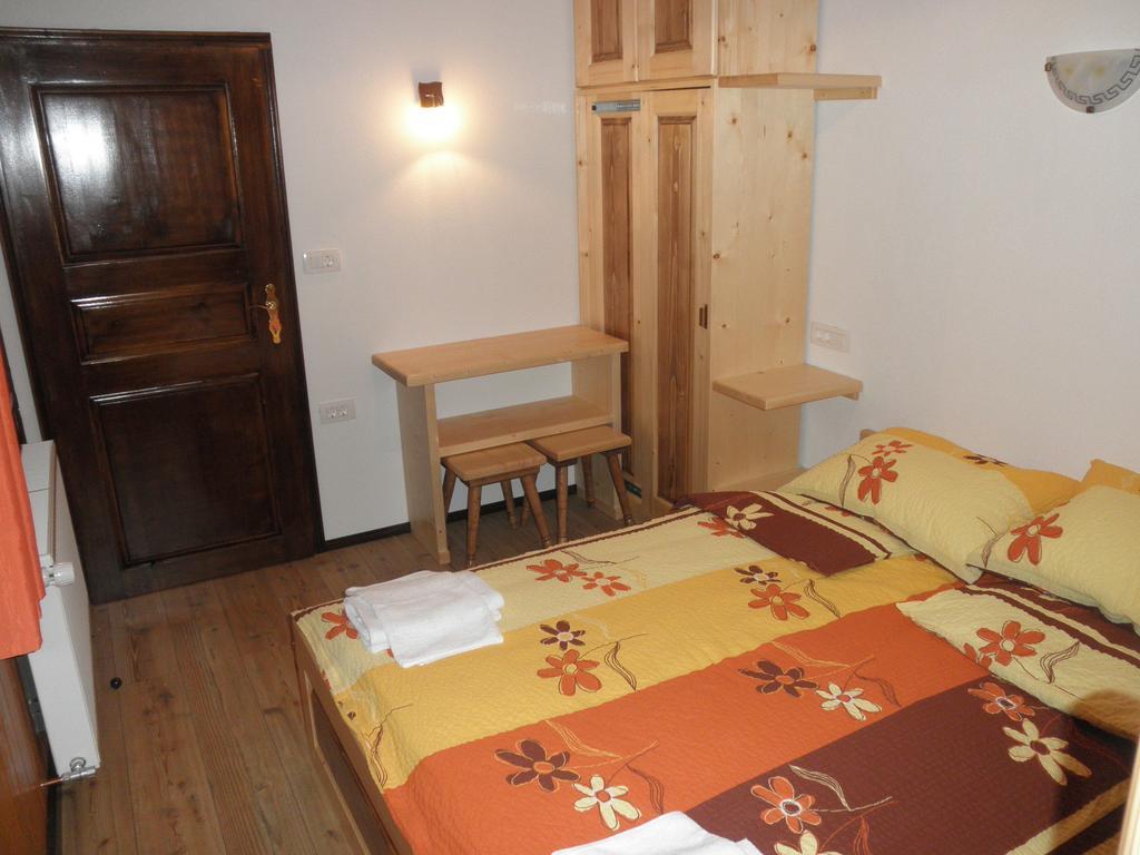 Holiday Home Cumar Церкно Номер фото